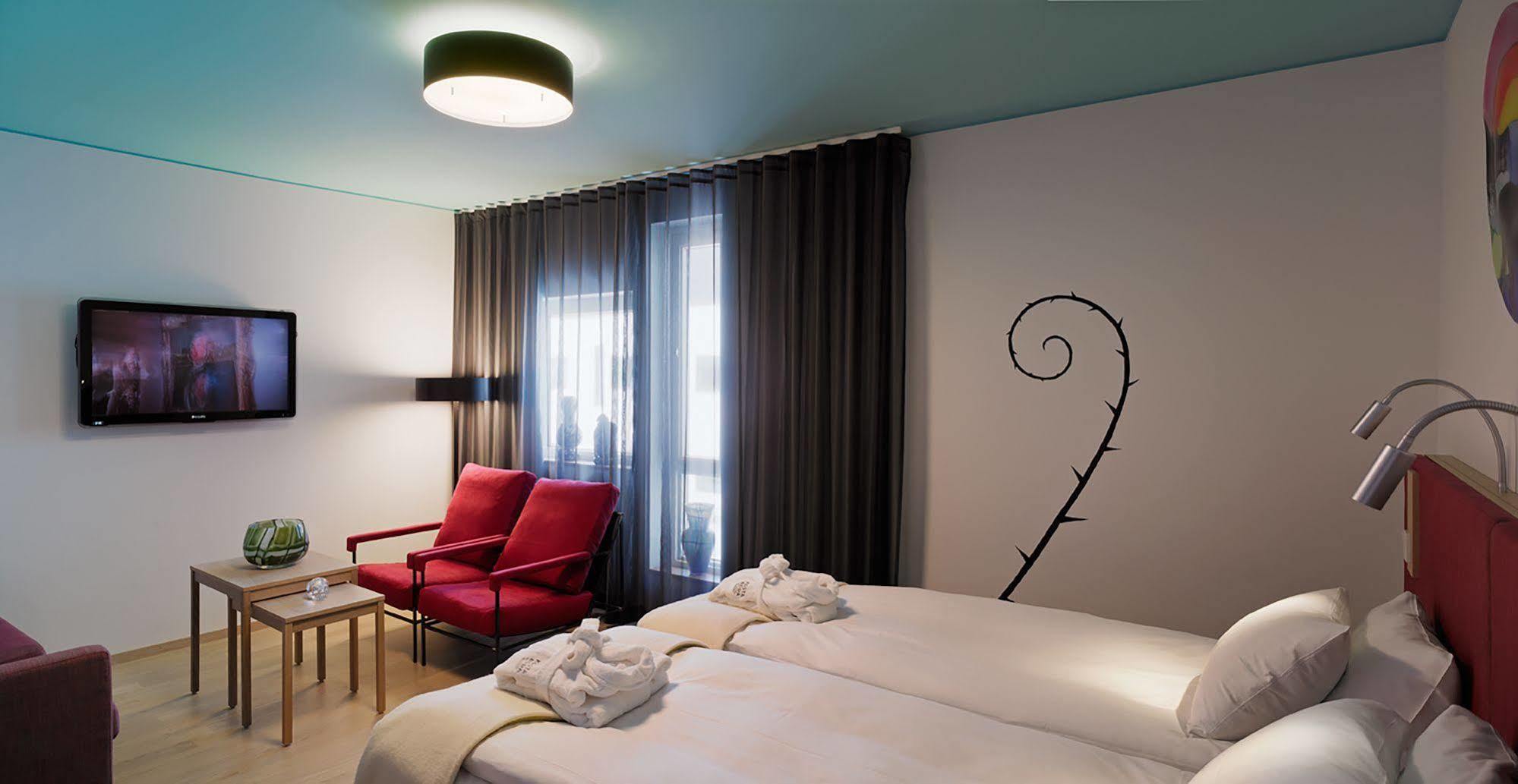 Kosta Boda Art Hotel Екстериор снимка