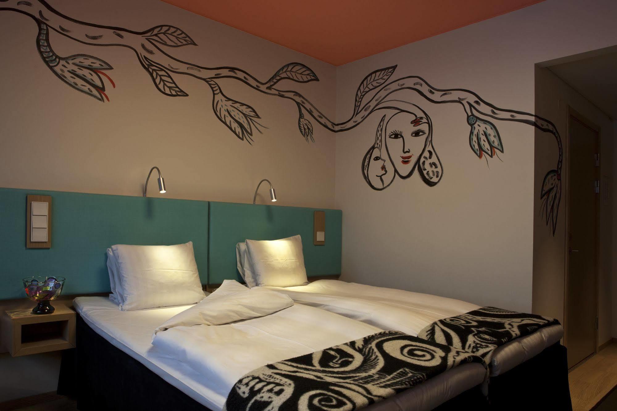 Kosta Boda Art Hotel Екстериор снимка