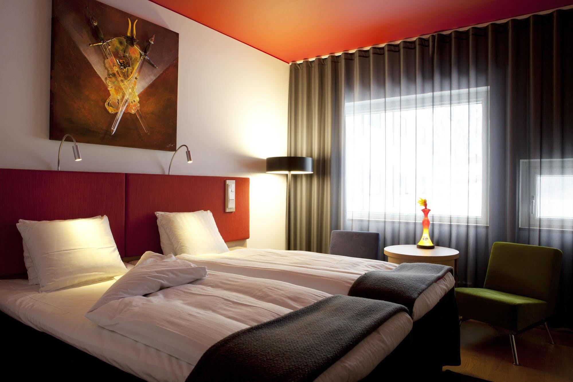Kosta Boda Art Hotel Екстериор снимка